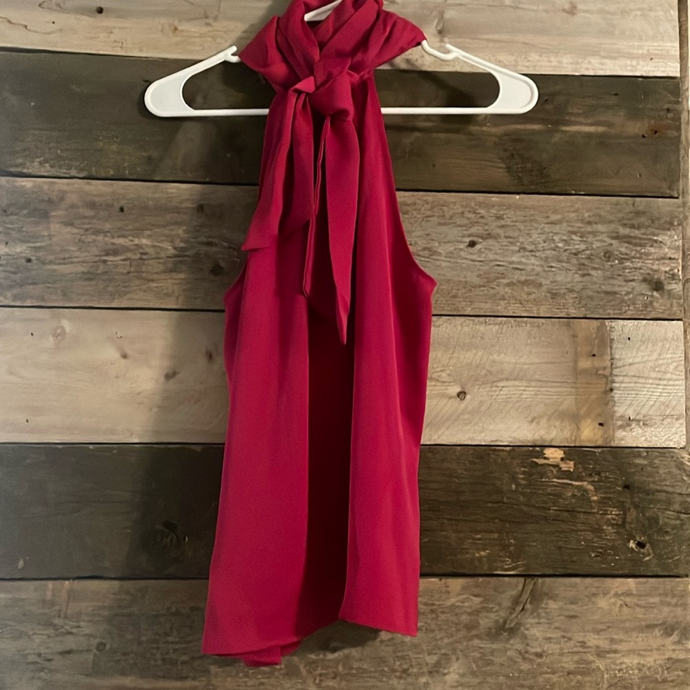 Neck tie blouse
